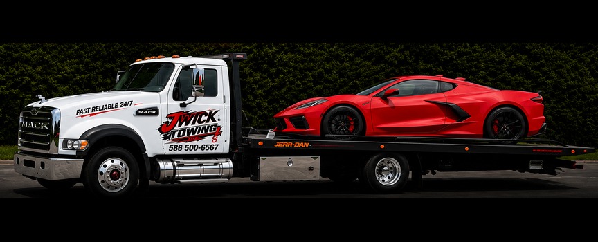 JWICK Towing Mack rollback tow truck